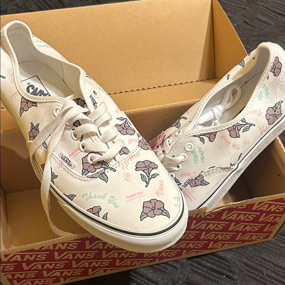 Vans Women's Floral Print Sneakers - White